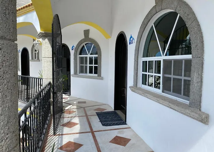 CUPULAS BLUE VILLAS Deluxe Appart hôtel *